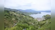 「段畑」石積み守りコツコツ 元協力隊の亀井さん、講座や研修で1000人指導