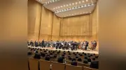 頌栄女子学院の生徒が都響の公演を鑑賞、本格的な演奏に触れる