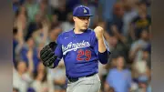 スクバル、ドジャース初戦で２失点デビュー