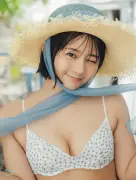 すみぽん初写真集『offcourt』表紙解禁 沖縄で撮影のビキニ姿