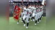 夏の甲子園開会式、神村学園が力強く行進 主将「帰ってきたなという気持ち」
