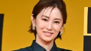 つんく♂夫妻役の高橋光臣＆北川景子、家族ショット公開に反響「皆さんの笑顔が最高」