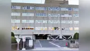 20代税務署員、競艇で1億円超脱税疑い 高齢女性から資金受領か