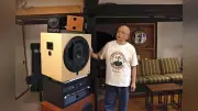 築300年の本堂は岡山県内屈指のライブ会場 テクノポップ好きの住職が27年続ける訳、その音響へのこだわりとは