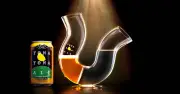 ビールだけ飲むと倒れるグラス「ぶらつくビアグラス」開発秘話
