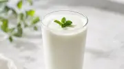 材料3つで夏にぴったり！ブルガリアの塩味ヨーグルトドリンク「アイリャン」とは