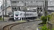 東武線特急事故、2回の警笛のうち1回未確認 複数社の作業員で連携不備か