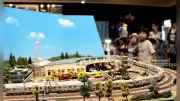 トミックス50周年展、京都鉄道博物館で開幕 ジオラマに模型疾走