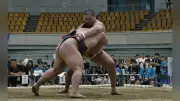 鳥取城北のサンチルガリデ、インターハイ相撲の決勝で取り直しを制して初優勝、高校横綱に「団体も連覇したい」