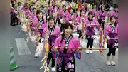 鳥取しゃんしゃん祭、一斉傘踊りで21万人魅了 華麗な傘回しに歓声