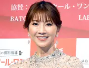 君島十和子、朝の1分セルフケアを紹介「お顔の印象も違ってきますよ」