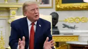 トランプ氏、イランとの協議「予定なし」　ホルムズ海峡は「米国領」と再び投稿