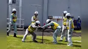 三重県津市と松阪市、災害時の水道水相互融通訓練を実施 震度5弱の地震想定で両市の職員約30人が参加した
