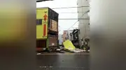 台風13号、奄美で最大瞬間風速42.5m 外壁や屋根壊れる被害