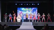 『ウルトラマンテオ』岩崎碧、大阪オリジナルステージに登壇　歴代ウルトラマンと共演