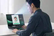 VAIO、内蔵カメラで血管情報と心拍を測定する「VAIO ウェルネスケア」先行プレビュー版を提供開始