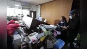 2026年8月2日 熊本地震 被災地で猛暑が続く中、益城町からボランティアが被災住宅の片付け作業に汗を流した