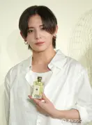 山田涼介、香水の重ね付け体験「僕を嗅ぎたいですよね」とニヤリ