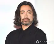 山田孝之、ヒゲ剃り落としスッキリ近影に「若返った?!」の声