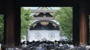 靖国参拝と「からごころ」　死者への祈りは理屈に先立つ