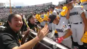 横浜初の女子応援団長・前川美彩さん、快勝劇を後押し 目標は球場全体を盛り上げる