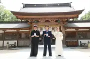 横浜流星、20代最後の作品の大ヒット祈願 広瀬すず＆藤井道人監督と今治のパワースポットへ