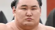 横綱豊昇龍、右膝手術を公表　秋場所出場は厳しい状況