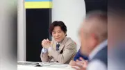 転勤「本気でイヤだ」若者、企業に危機感 手当最大100万円も