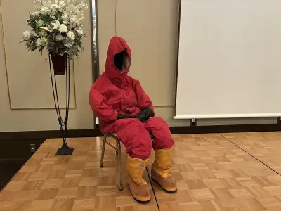岡山で南極体験講演会、元越冬隊員が過酷な環境と観測の成果を語る