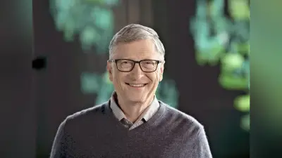 ビル・ゲイツ氏、AIに強い警戒感「企業に対応を委ねるべきではない」
