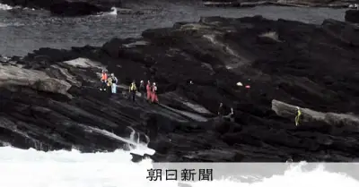 城ケ島の海で男児死亡、高波で行方不明の小5か　神奈川