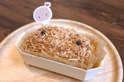 カシオのAIペットロボ「Moflin」、渋谷で期間限定コラボカフェをオープン
