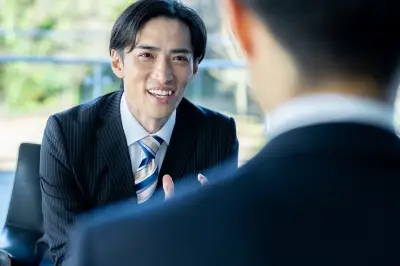 愛想がいいのに疲れる人、4つのタイプと対処法を解説