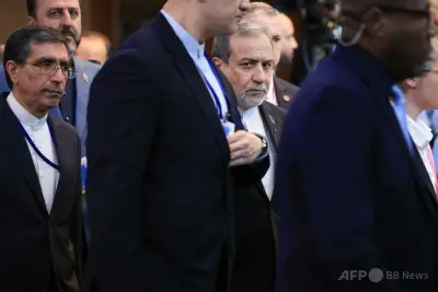 イラン、ホルムズ再開条件を堅持 米の拒否後も「撤回しない」