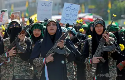 イランで命ささげる覚悟示すパレード、米イスラエルとの戦争長期化で結束呼び掛け