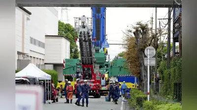 日本製紙八代工場の煙突火災、警察と消防が実況見分…ドローンで上空から撮影