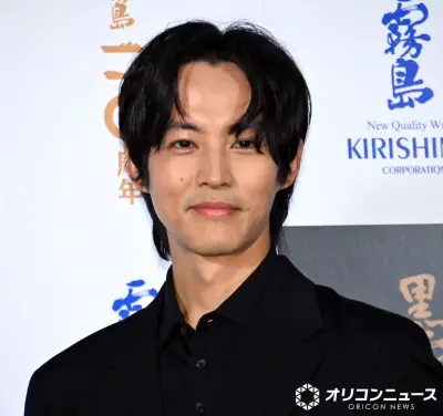 松坂桃李、大河ドラマ撮影中のカツラ解放が癒し「ホットタオルが気持ちいい」