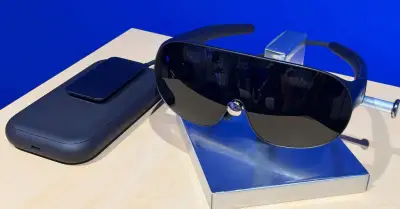 「Vision Pro」に迫る約100gの軽量MRグラス「Meta VR Glasses」を試す