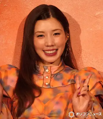 仲里依紗、美容外科医役で高須クリニック全面協力「ちゃんとリアルにすべてをやっている」