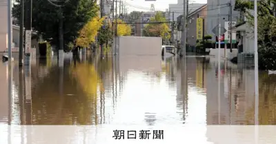 水没車両付近で発見の男性死亡、30代女性も 台風の死者9人に