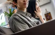 既婚者の55%が配偶者に秘密を隠していると回答、へそくりや不倫の告白も