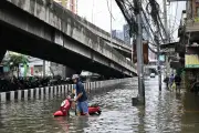 バンコク洪水、5万世帯超が被害 4900人近くが避難
