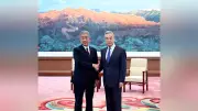 中国外相、高市首相の答弁是正が必要と表明 岩屋前外相との会談で