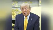 ＣＮＮなど米メディア３社、記者証を没収されホワイトハウスに入れず…トランプ氏「排除」実行か
