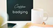 「コーヒーバッジング」とは？出社義務の代替として米国で広がる働き方