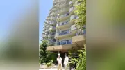 マンション大規模修繕、積立金不足で1.5億円借入…管理組合は「零細企業の経営のよう」