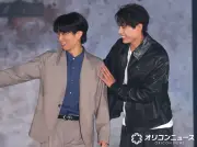 福士蒼汰、田中樹のうちわにテンション上昇 3人でのランウェイ振り返る