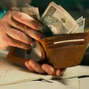 ケチじゃないのに残念…銀座ホステスが明かす「モテないお金の使い方」5選