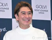 川﨑麻世、妻のために描いた愛猫ピノのアート作品を披露「多才」「絵、素晴らしい」
