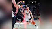 バスケ男子銀の川島悠翔選手「悔しい」恩師・堀田さんがねぎらう